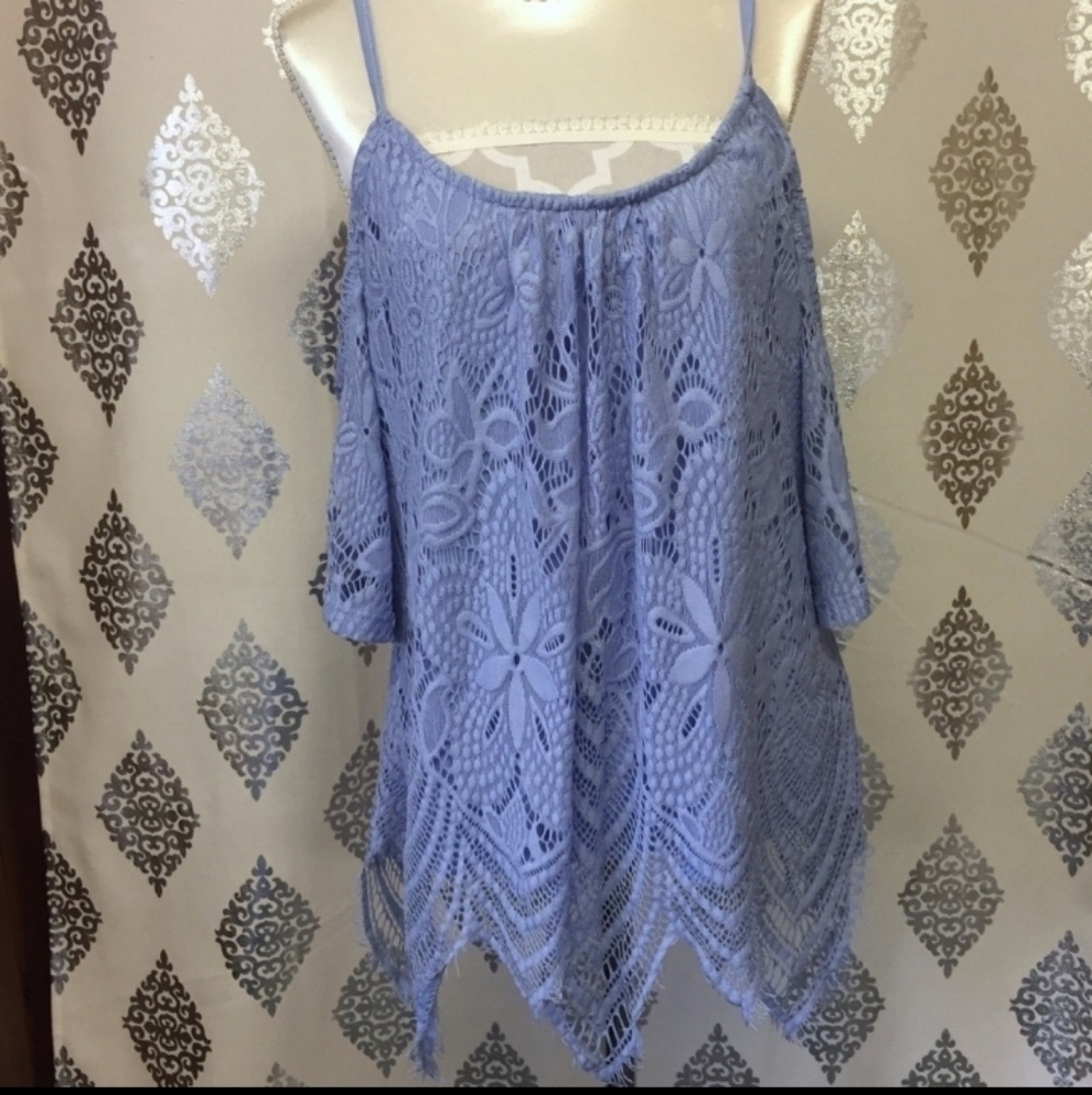 Alya Cold Shoulder Lace Blouse